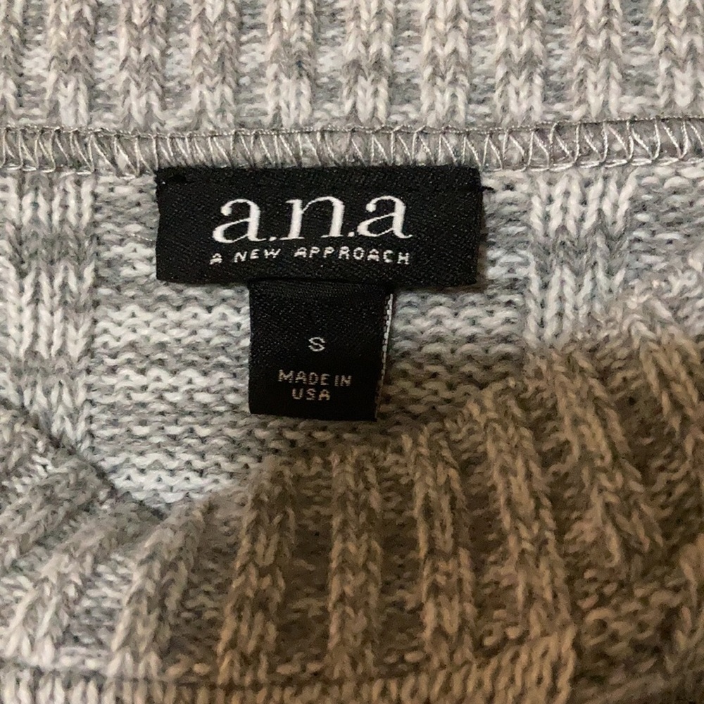Comfortable Sweater - Picture 2 of 2